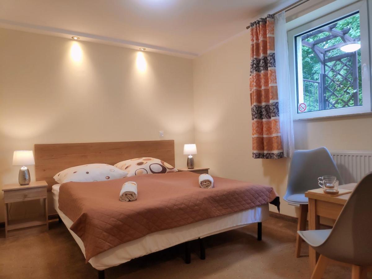 Strzelec Bed & Breakfast *